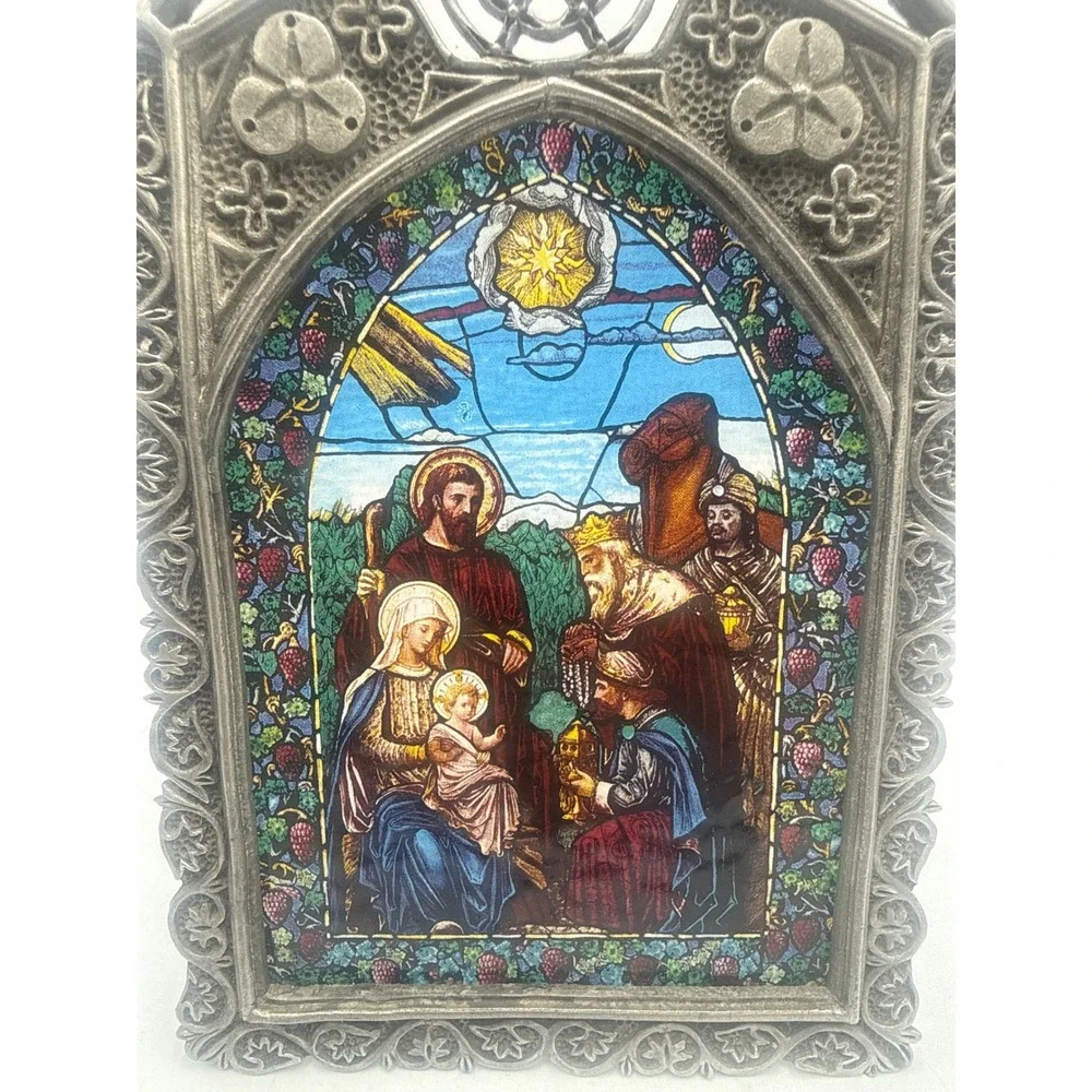 Bradford Exchange Divine Light Stained Glass Nativity Plate A Savior Is Born